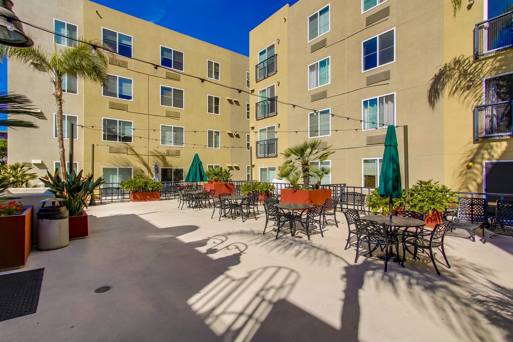 Virtual tour photo 50 of 54 for 1970 Columbia St #413