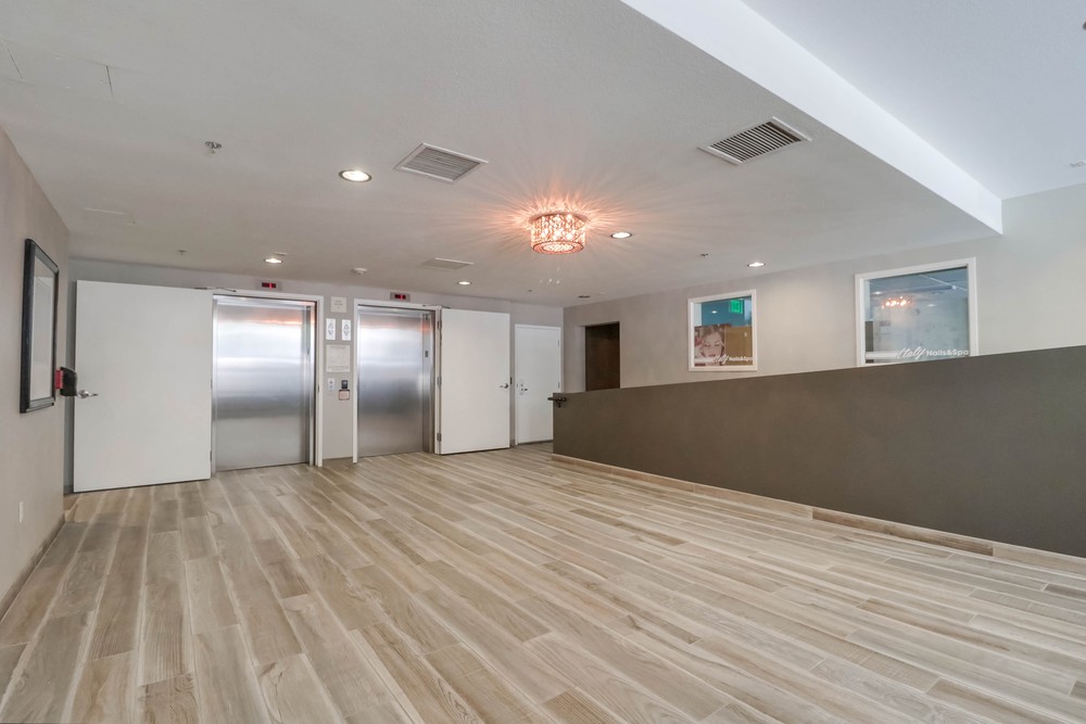 Virtual tour photo 7 of 27 for 1970 Columbia St UNIT 214