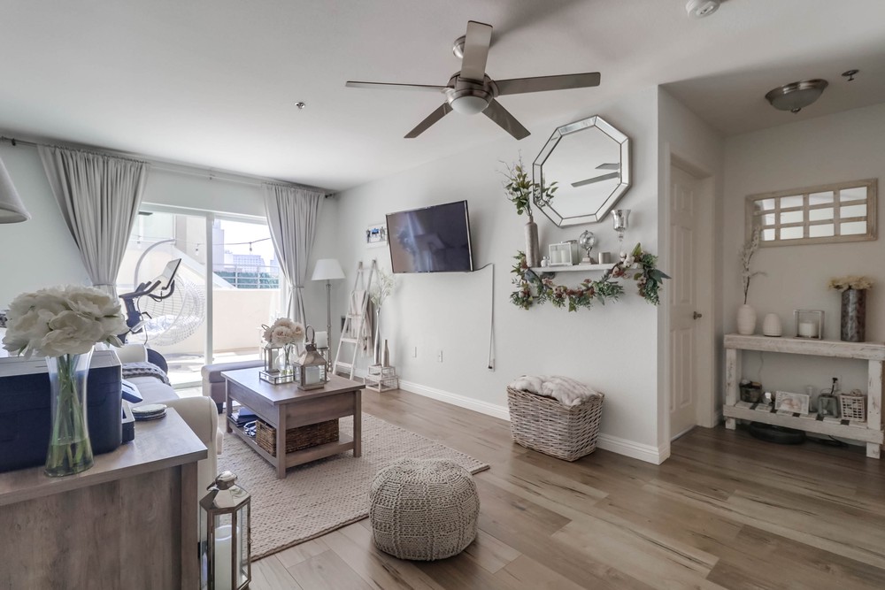 Virtual tour photo 11 of 27 for 1970 Columbia St UNIT 214