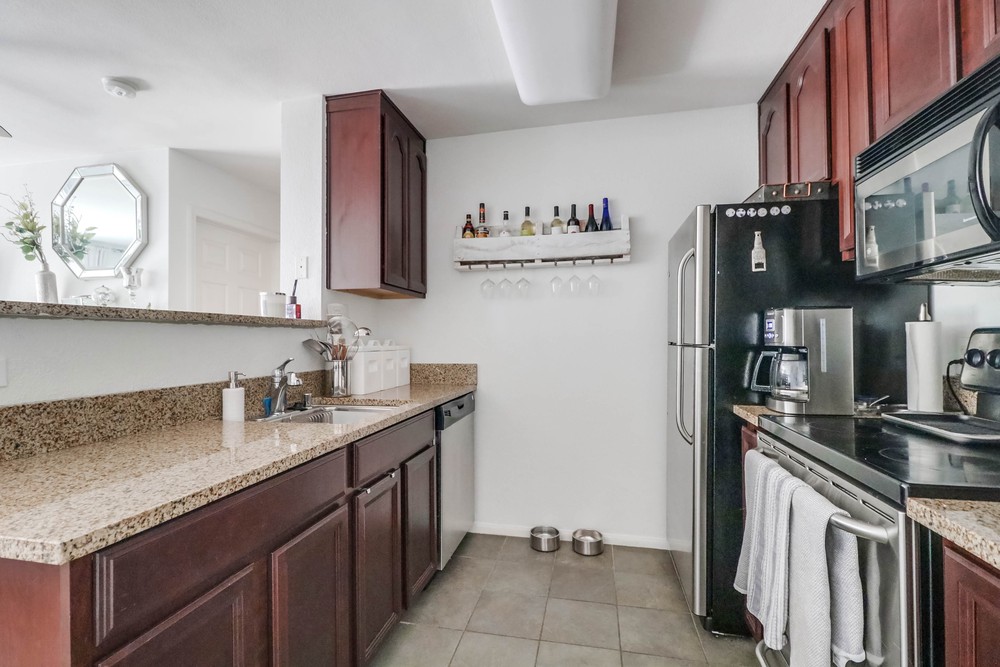 Virtual tour photo 15 of 27 for 1970 Columbia St UNIT 214