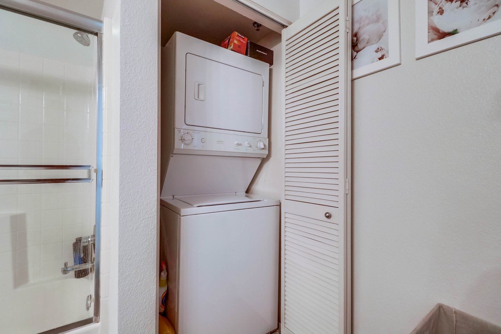 Virtual tour photo 23 of 27 for 1970 Columbia St UNIT 214