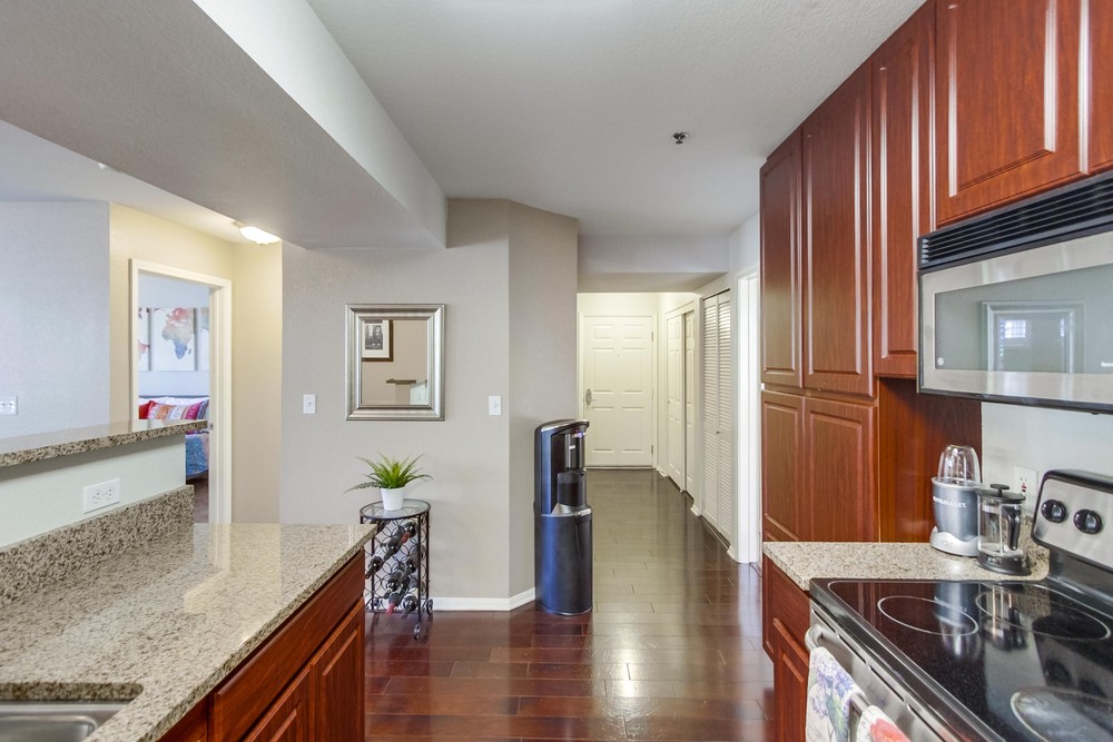 Virtual tour photo 21 of 43 for 1970 Columbia St
