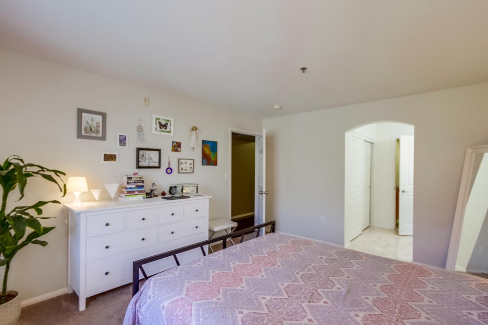 Virtual tour photo 26 of 43 for 1970 Columbia St