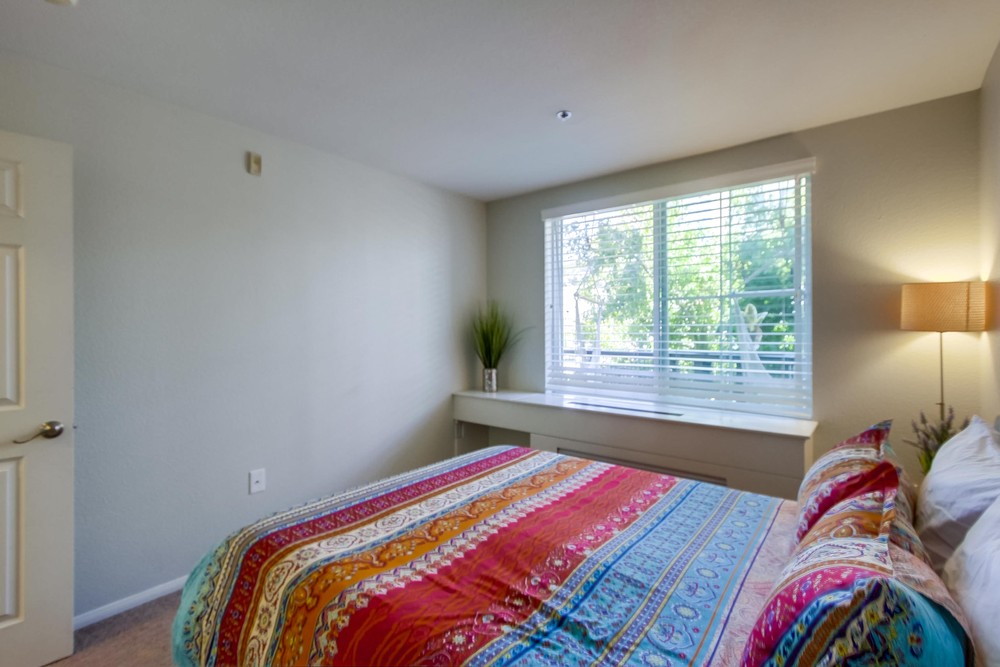 Virtual tour photo 33 of 43 for 1970 Columbia St