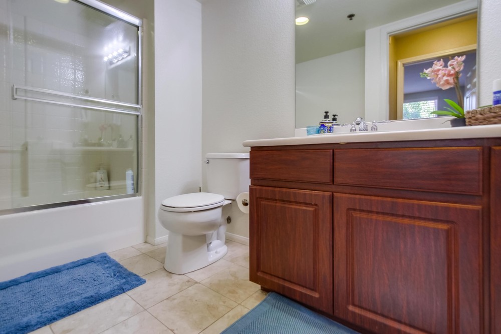 Virtual tour photo 36 of 43 for 1970 Columbia St