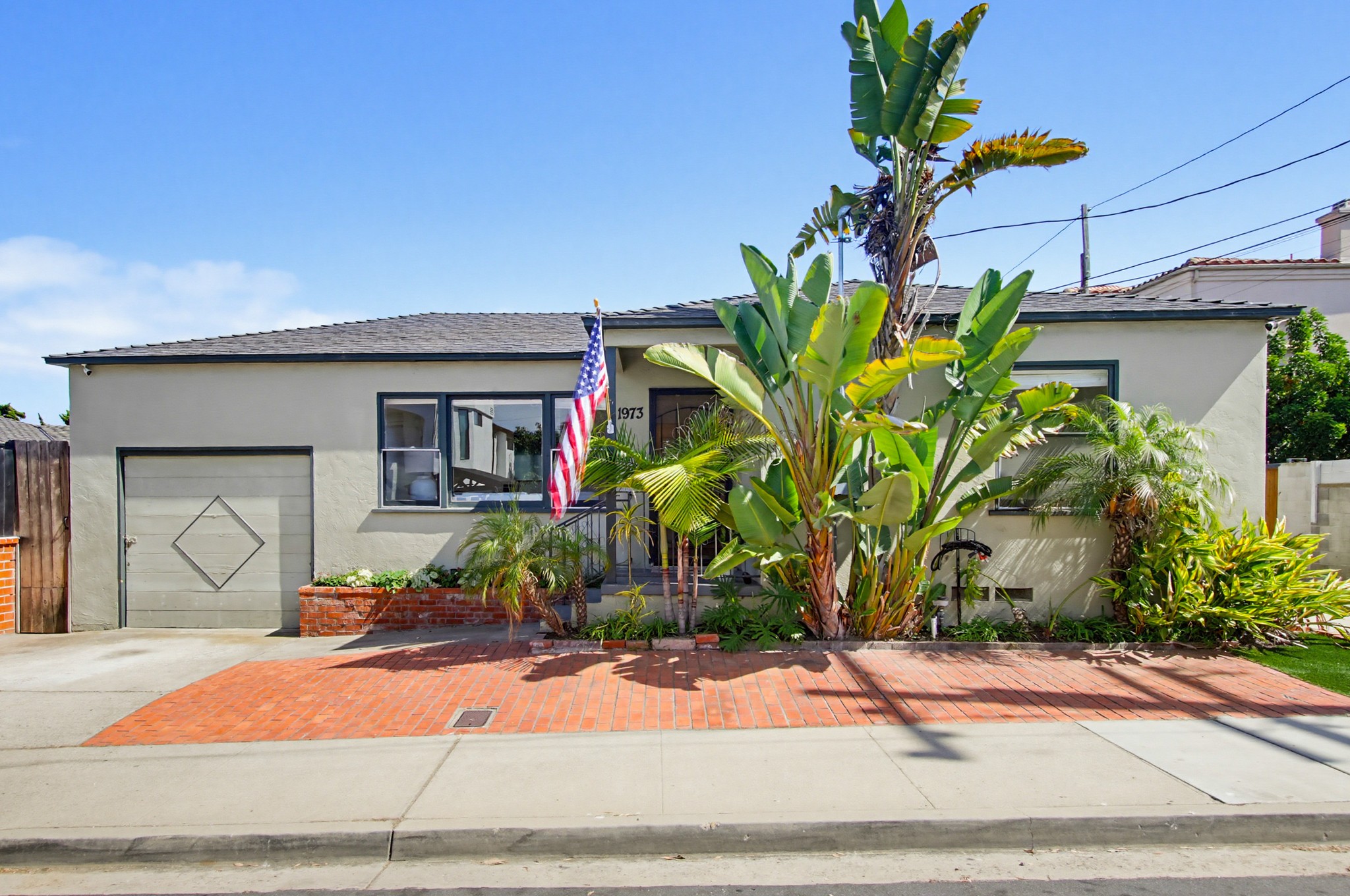 Virtual tour photo 1 of 76 for 1973 Pacific Beach Dr
