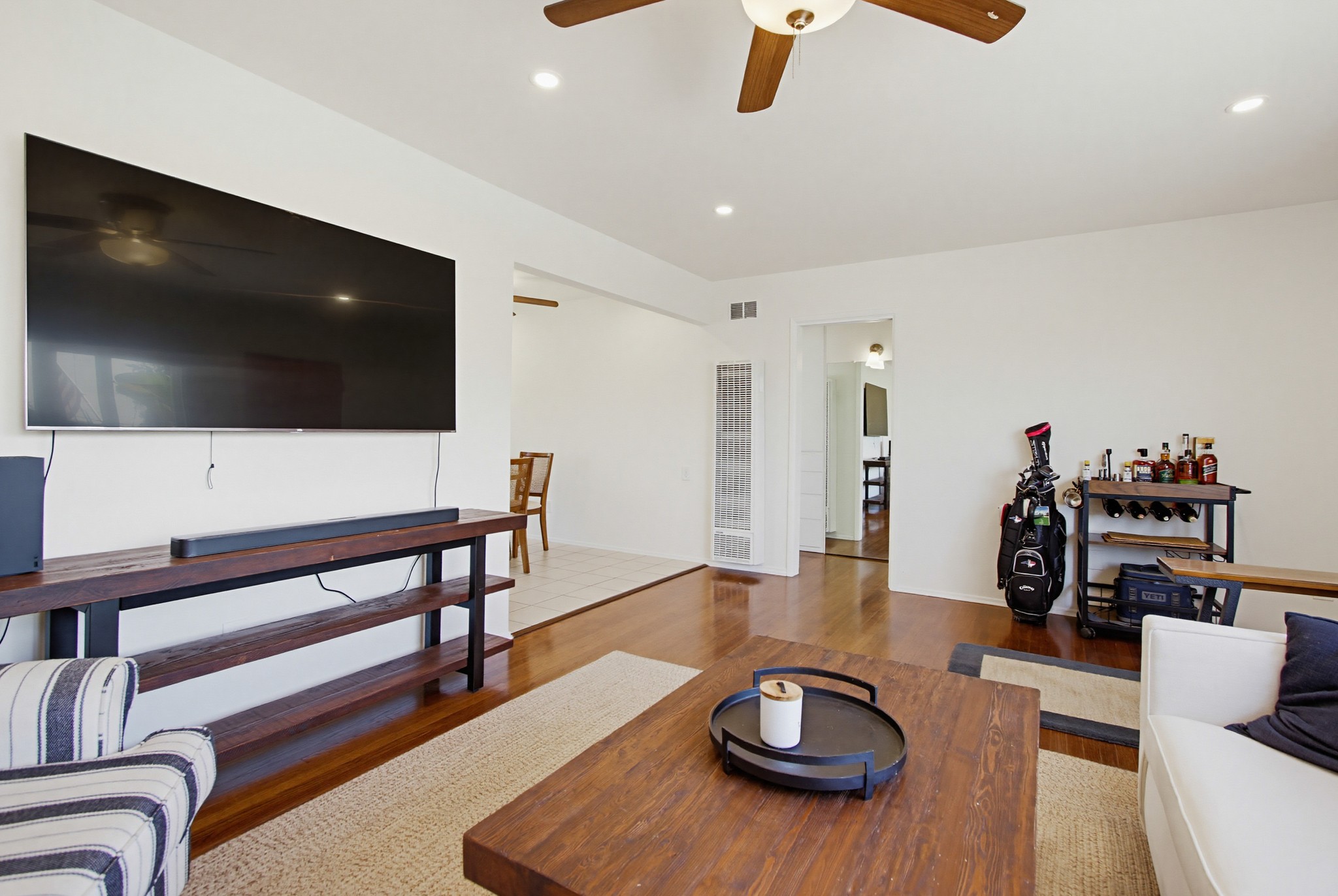 Virtual tour photo 6 of 76 for 1973 Pacific Beach Dr
