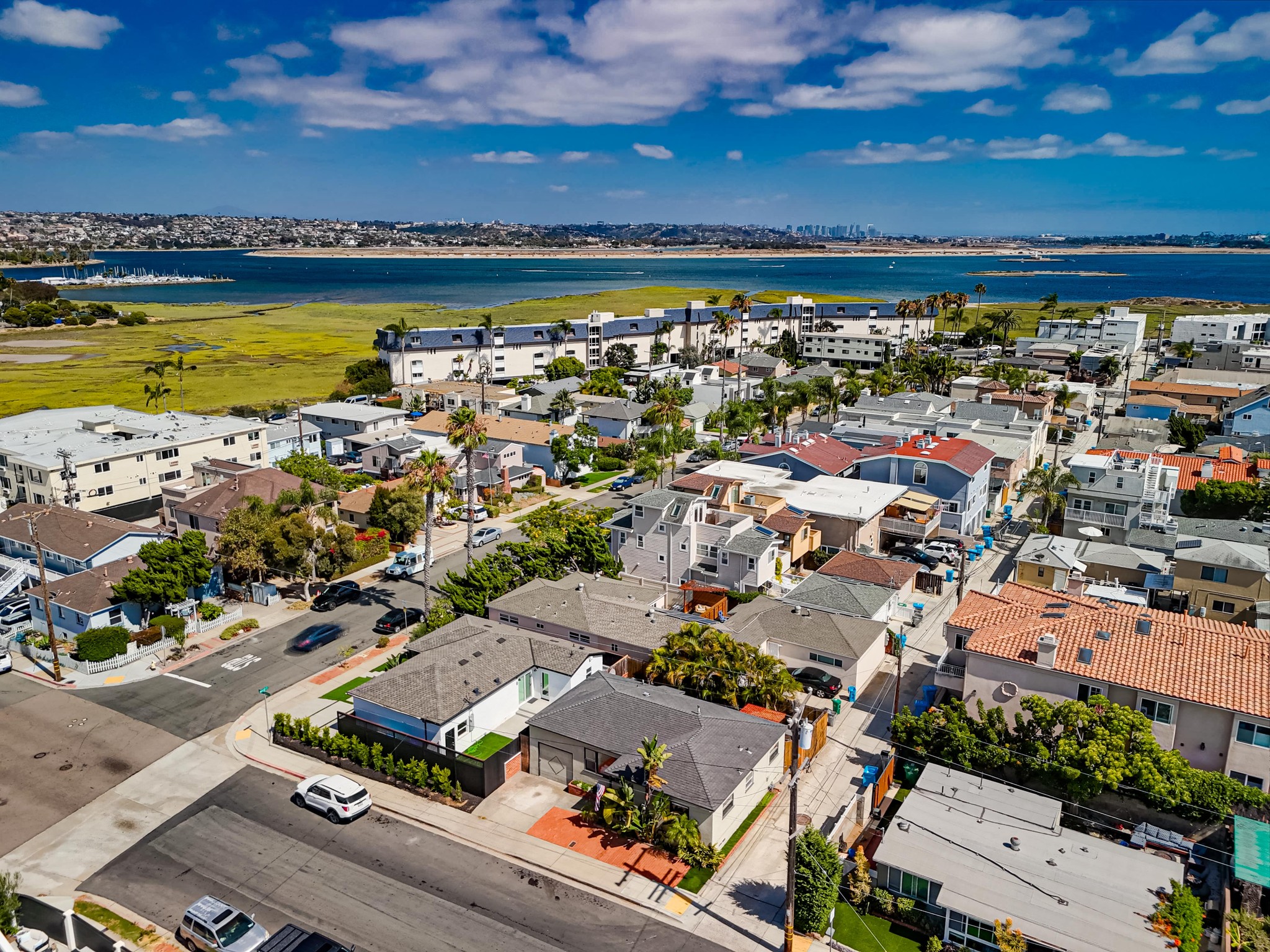 Virtual tour photo 72 of 76 for 1973 Pacific Beach Dr