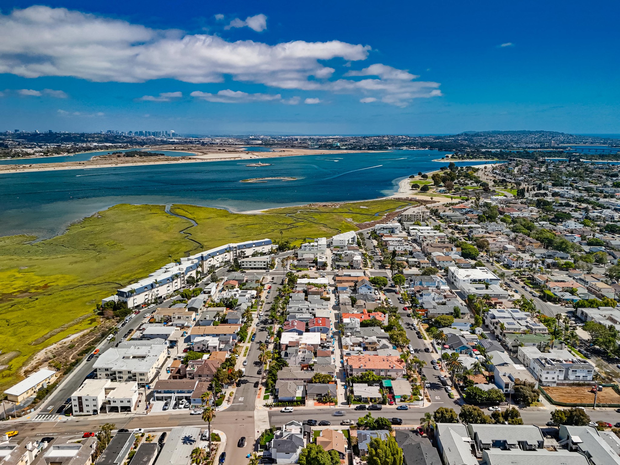 Virtual tour photo 10 of 34 for 1973 Pacific Beach Dr