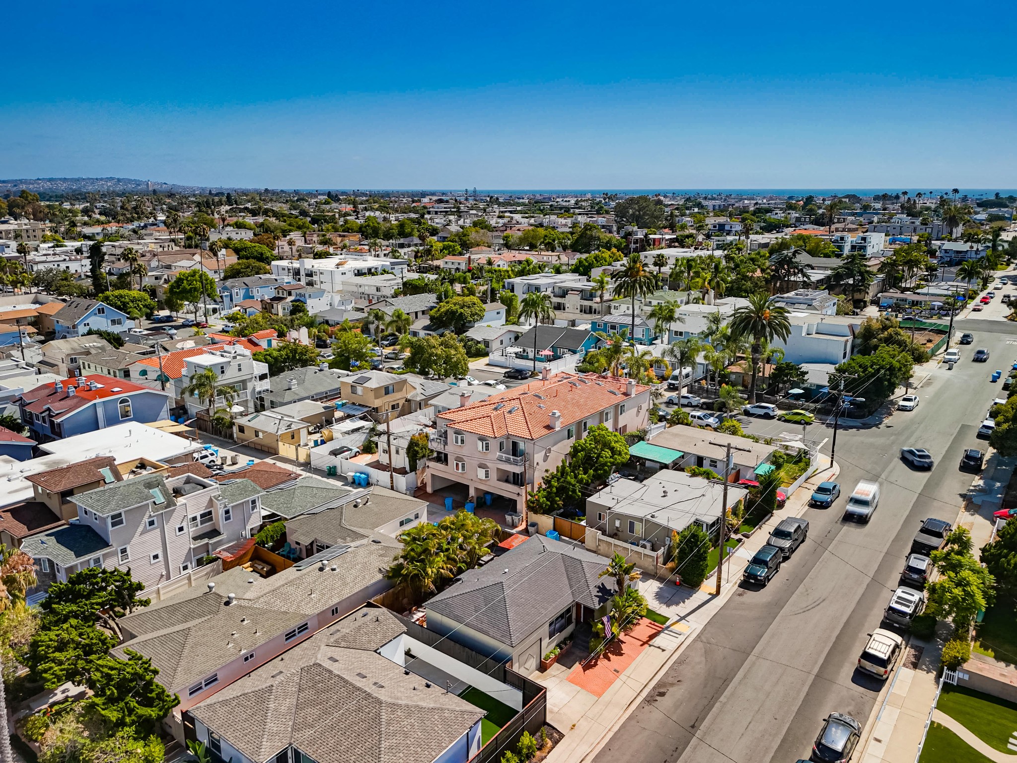 Virtual tour photo 28 of 34 for 1973 Pacific Beach Dr