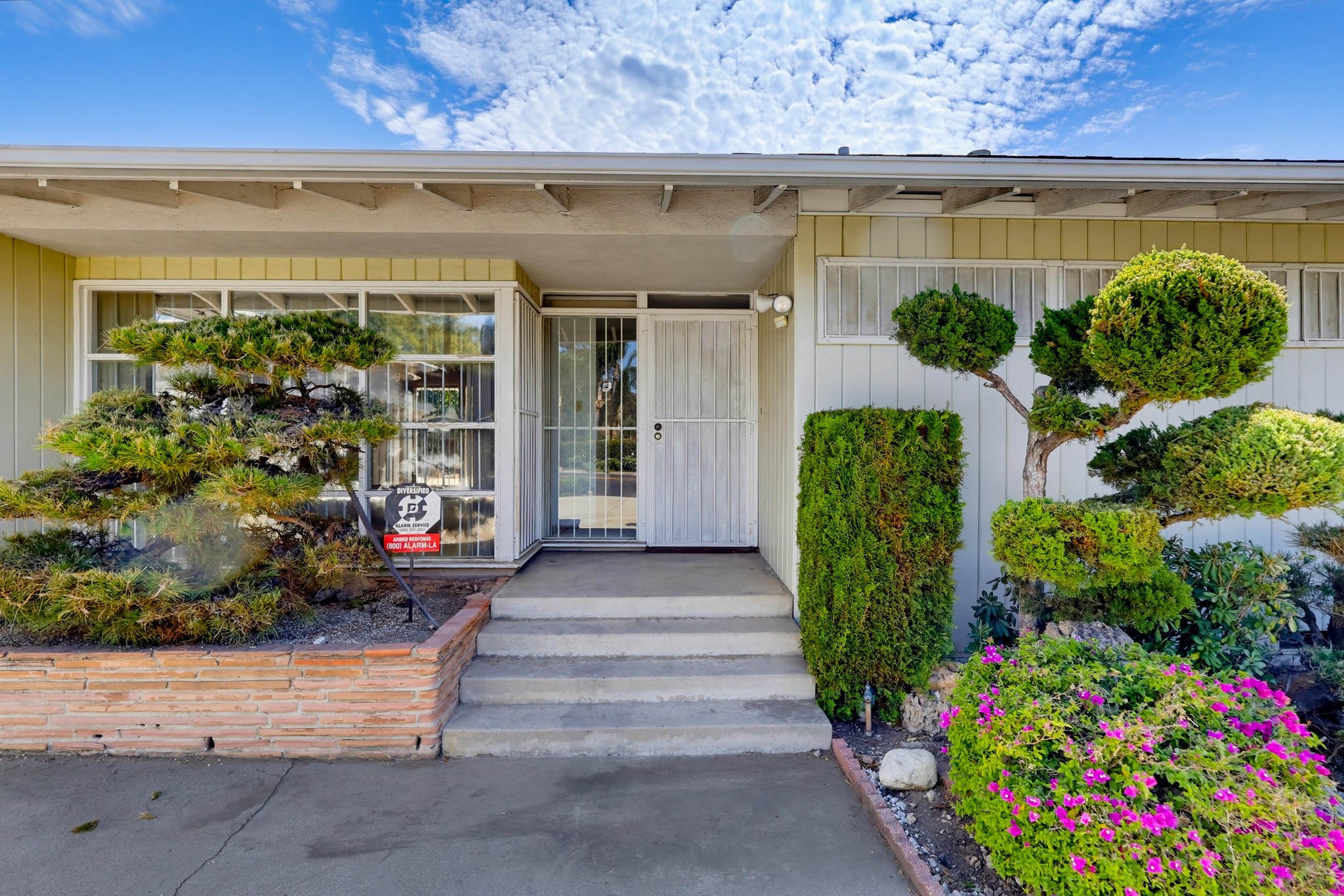 Virtual tour photo 11 of 87 for 1980 N Arroyo Blvd