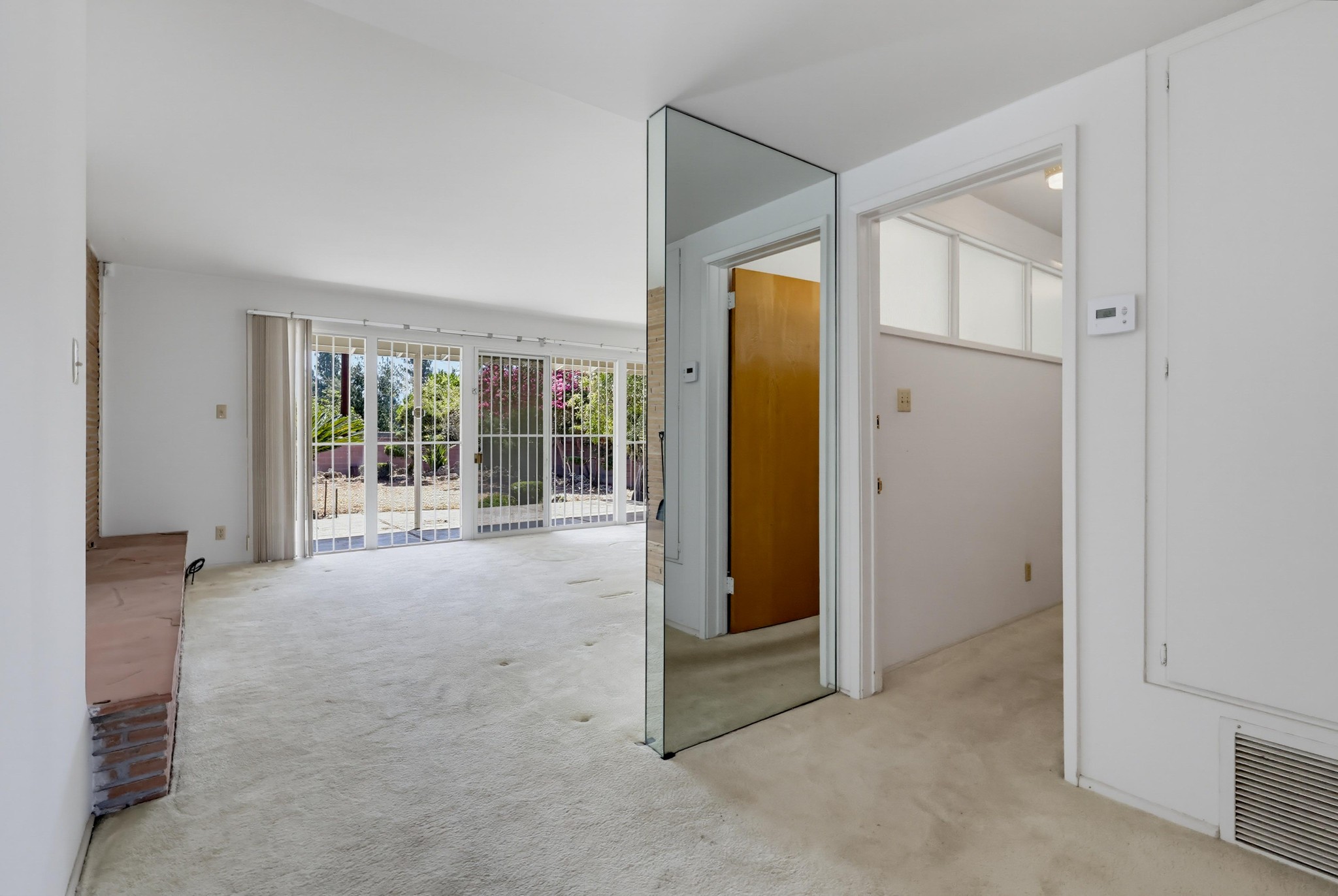 Virtual tour photo 12 of 87 for 1980 N Arroyo Blvd