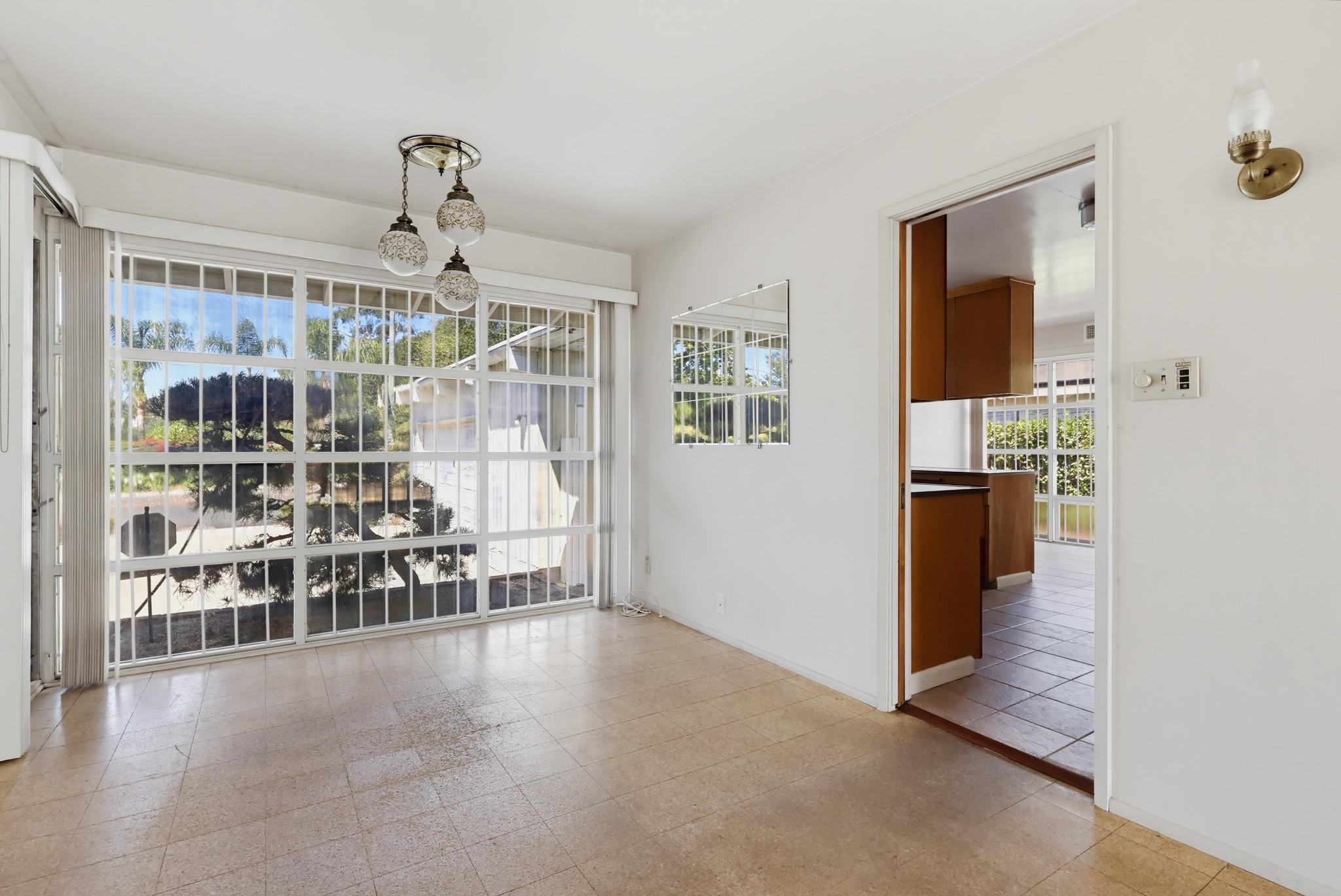 Virtual tour photo 20 of 87 for 1980 N Arroyo Blvd