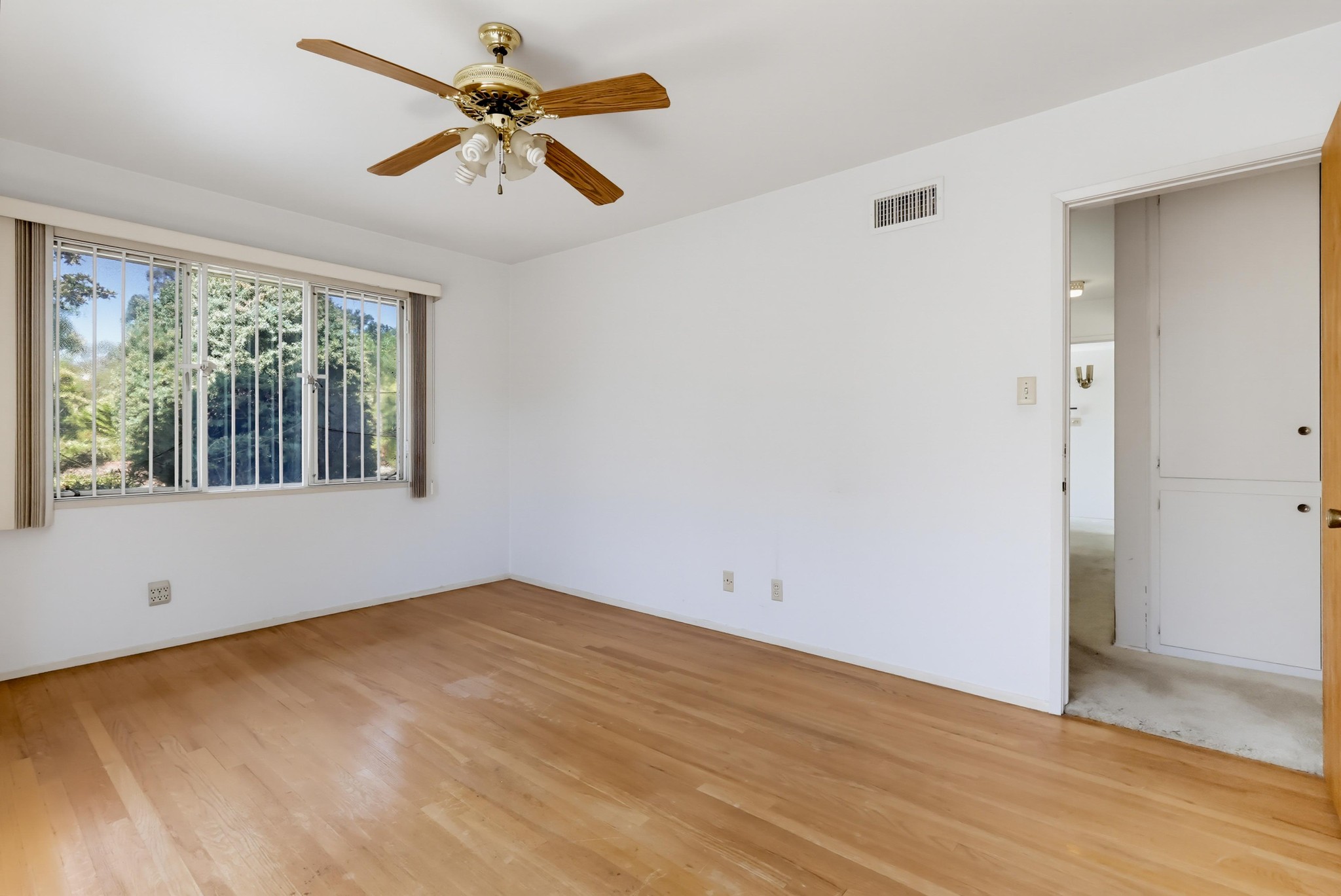 Virtual tour photo 54 of 87 for 1980 N Arroyo Blvd