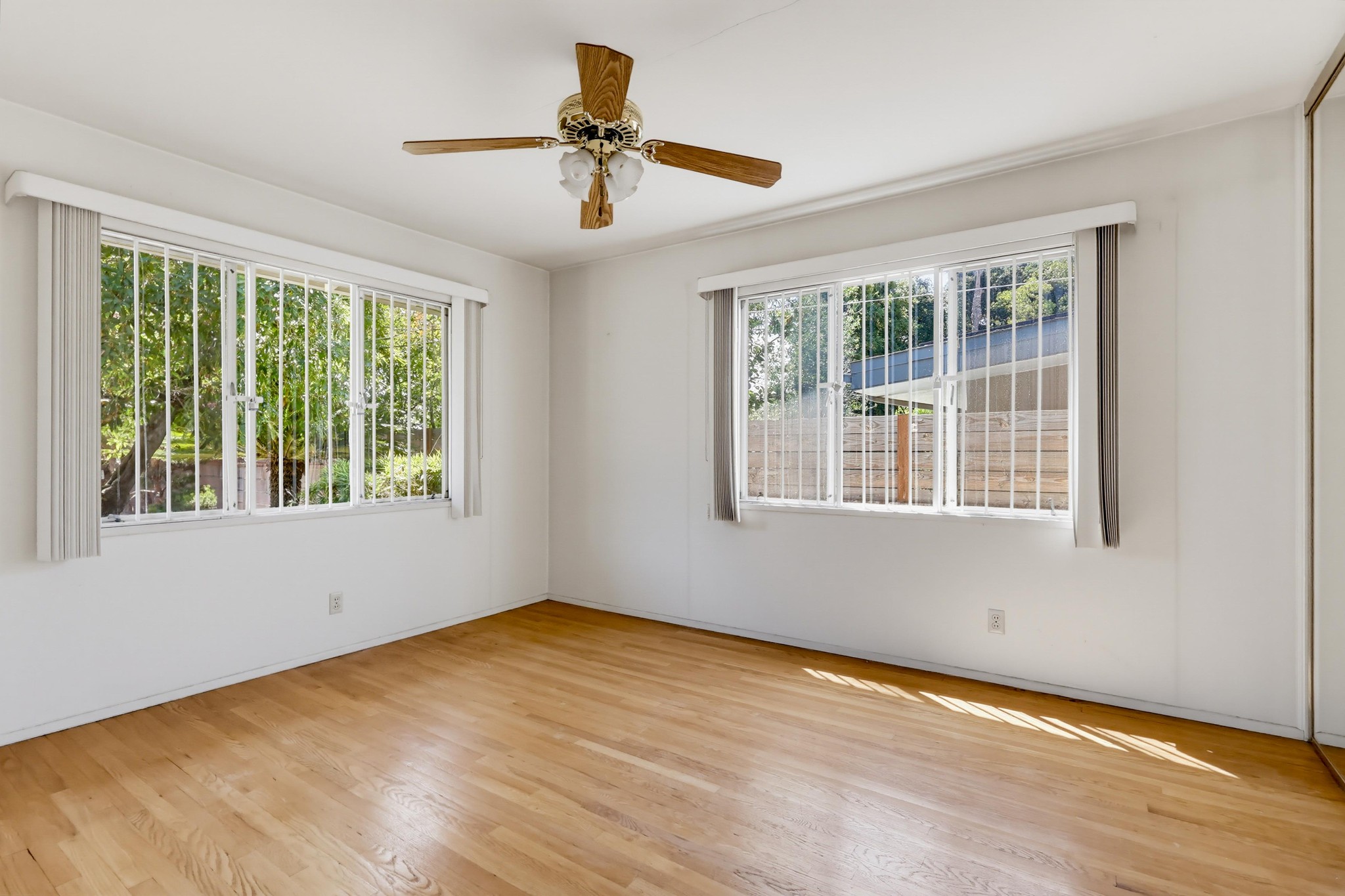 Virtual tour photo 58 of 87 for 1980 N Arroyo Blvd