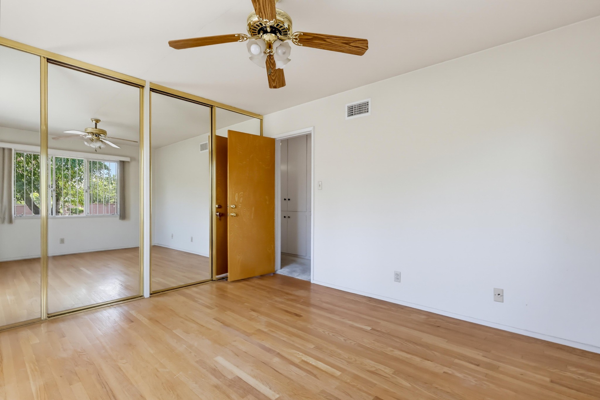 Virtual tour photo 60 of 87 for 1980 N Arroyo Blvd