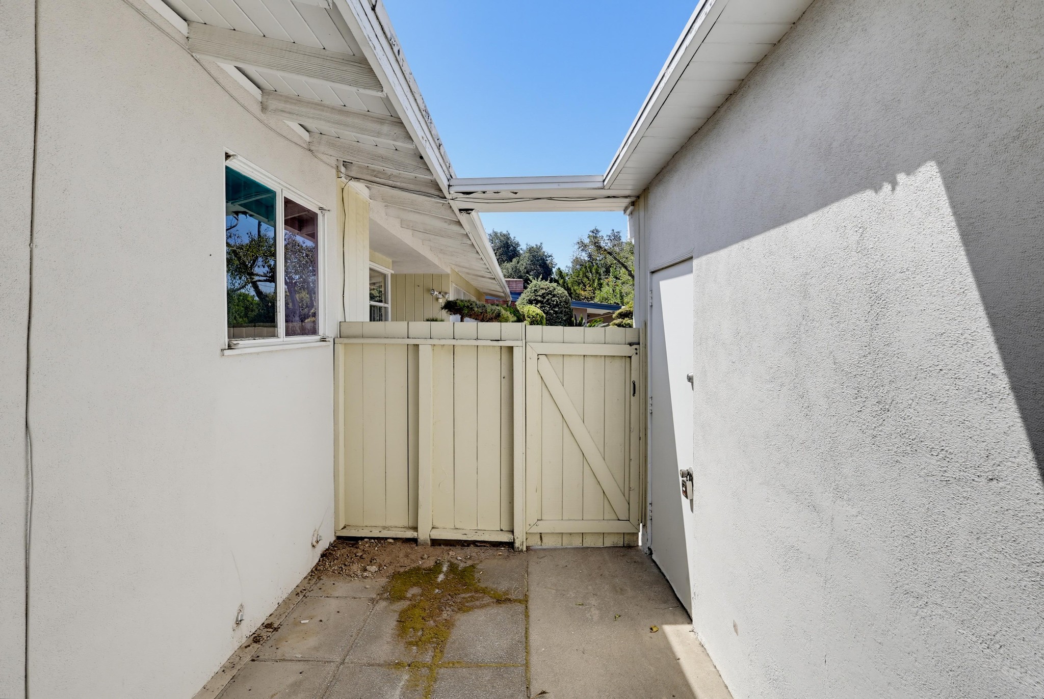 Virtual tour photo 63 of 87 for 1980 N Arroyo Blvd