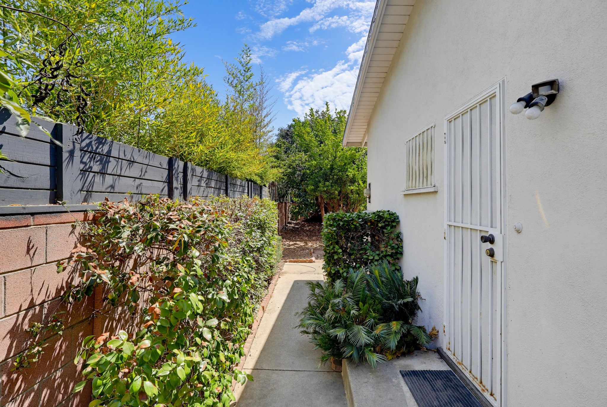 Virtual tour photo 66 of 87 for 1980 N Arroyo Blvd