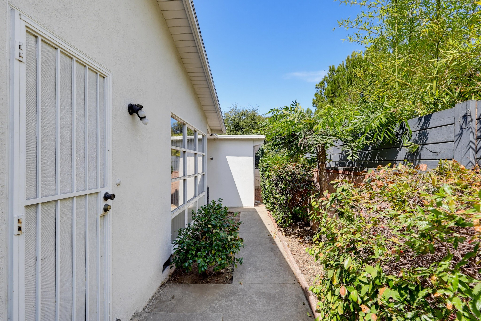 Virtual tour photo 67 of 87 for 1980 N Arroyo Blvd