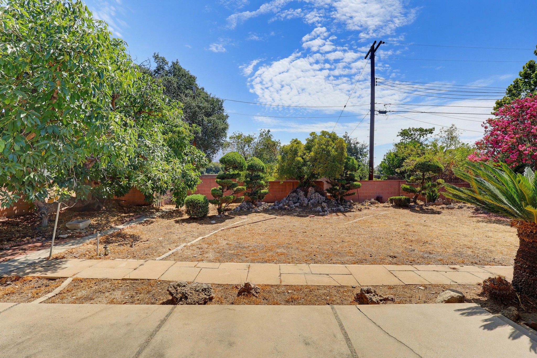 Virtual tour photo 70 of 87 for 1980 N Arroyo Blvd