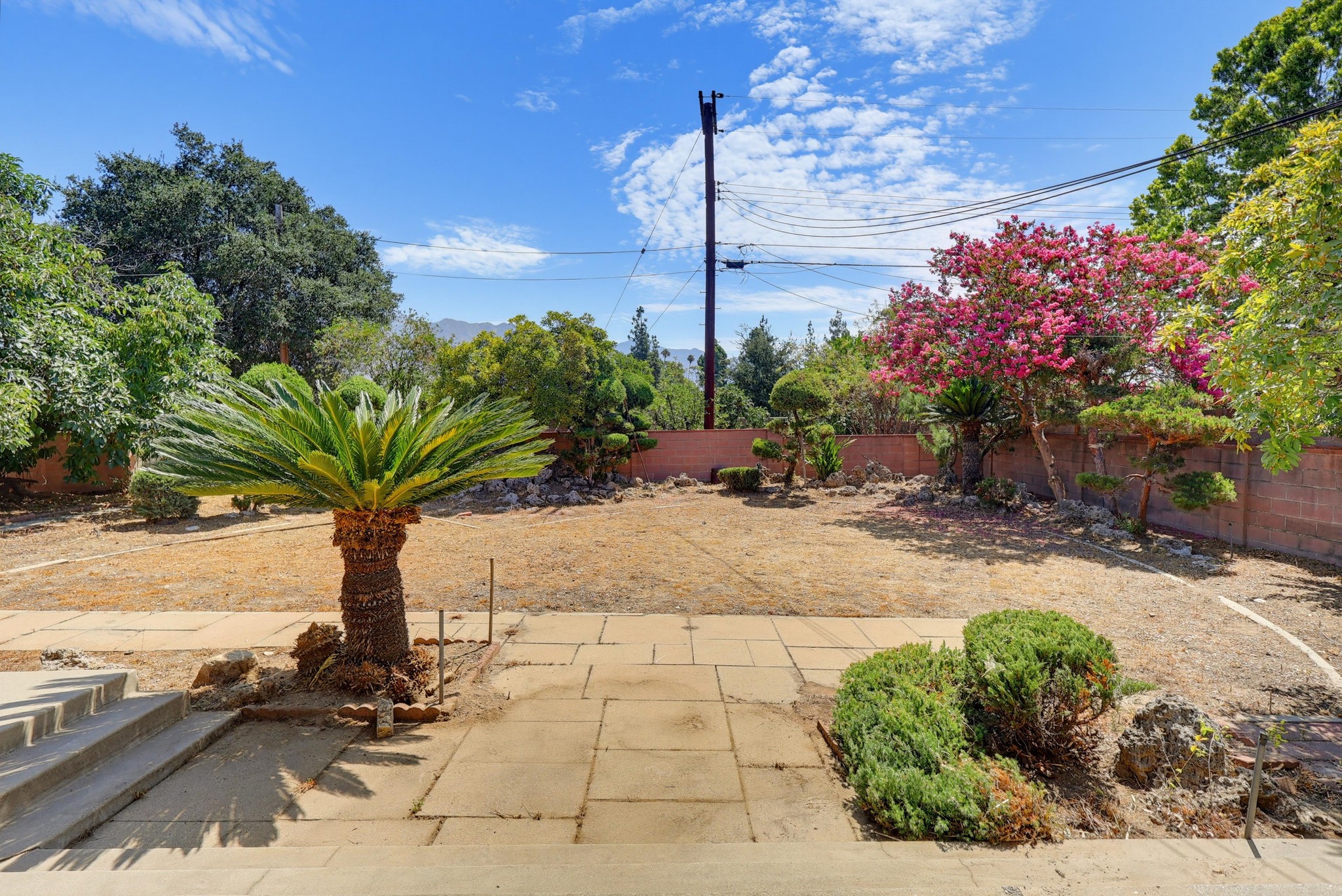 Virtual tour photo 72 of 87 for 1980 N Arroyo Blvd