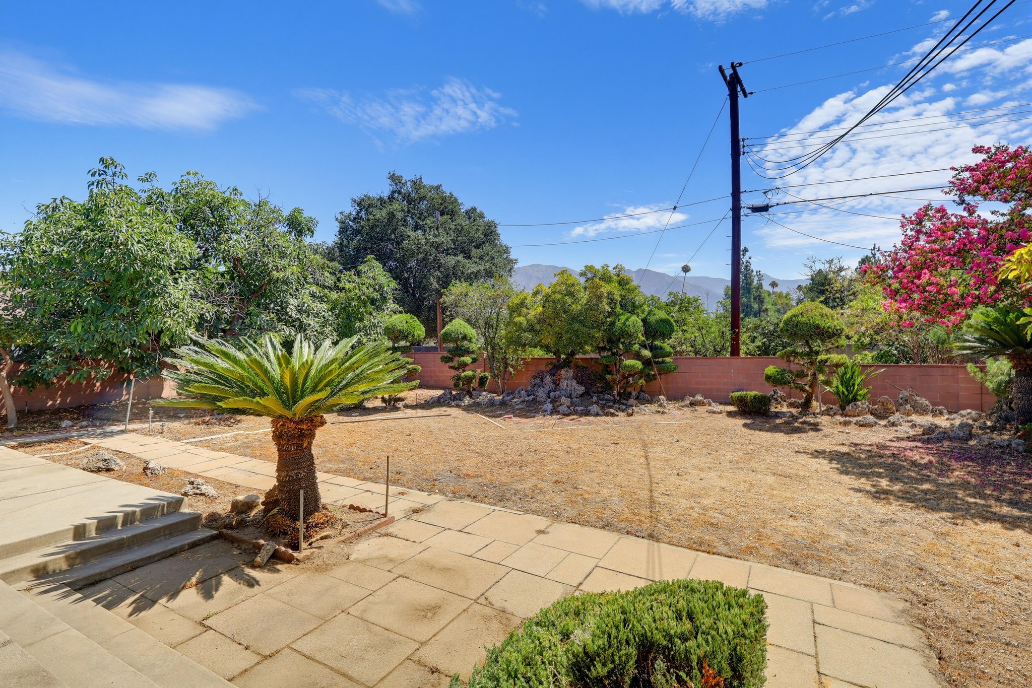 Virtual tour photo 73 of 87 for 1980 N Arroyo Blvd