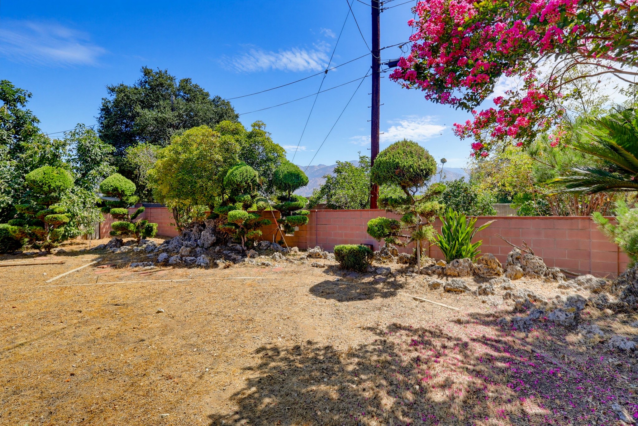 Virtual tour photo 77 of 87 for 1980 N Arroyo Blvd
