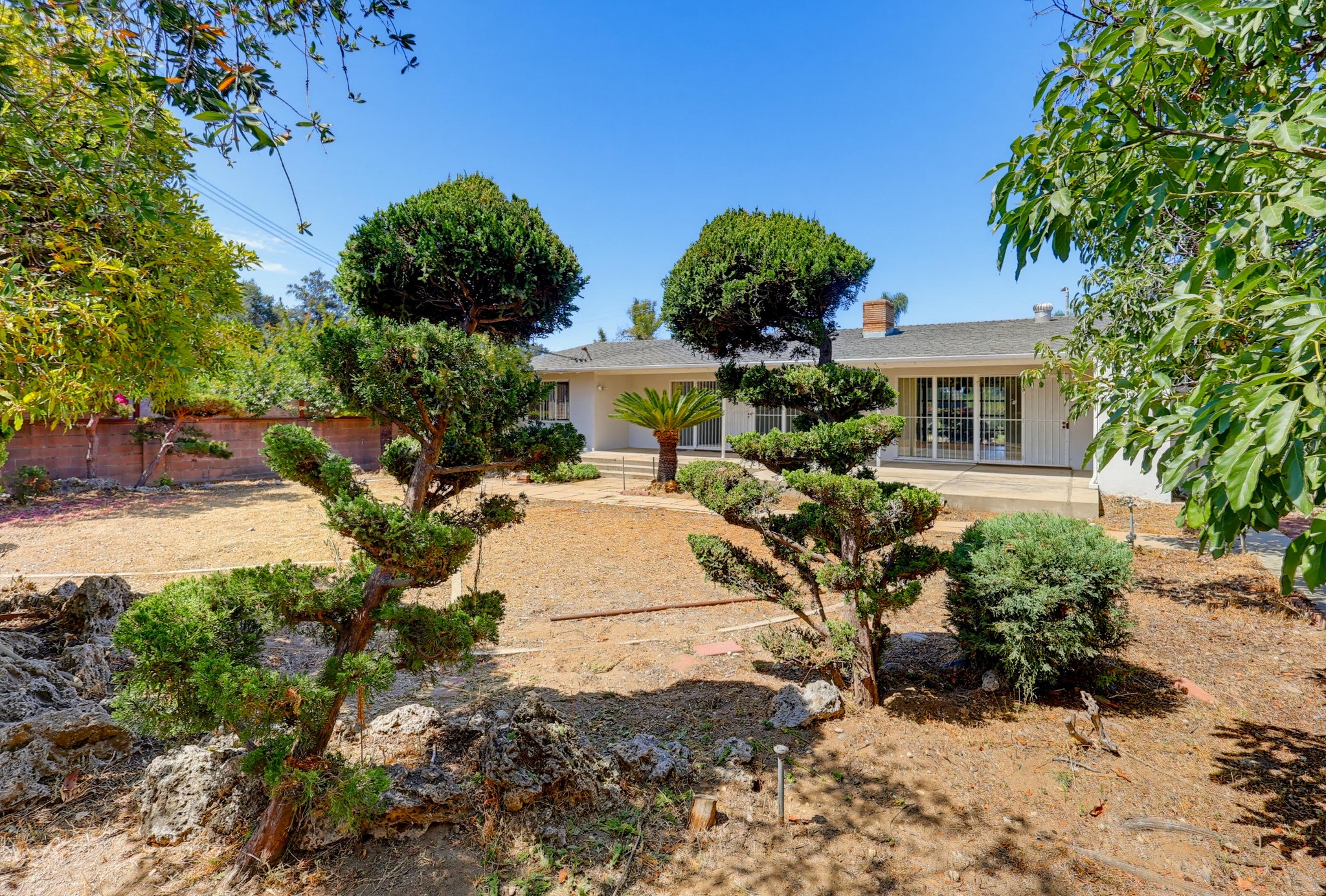 Virtual tour photo 82 of 87 for 1980 N Arroyo Blvd