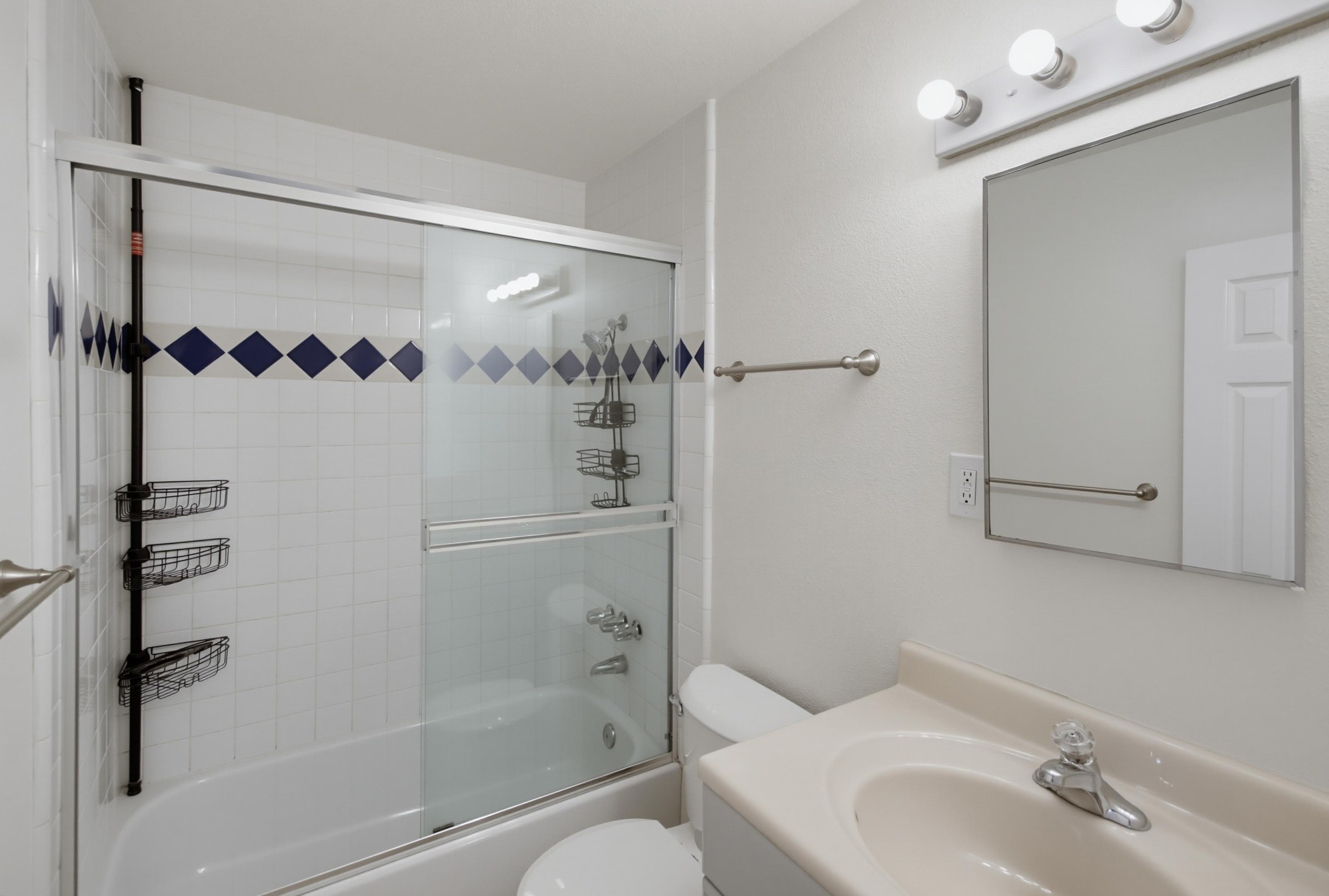 Virtual tour photo 24 of 44 for 1982 Fortuna Ave