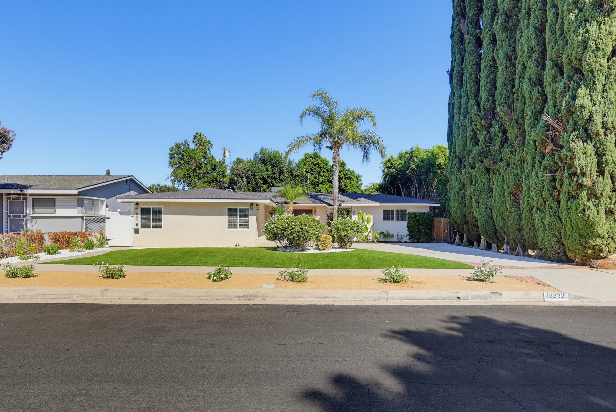 Virtual tour photo 3 of 88 for 19832 & 19830  Acre Street