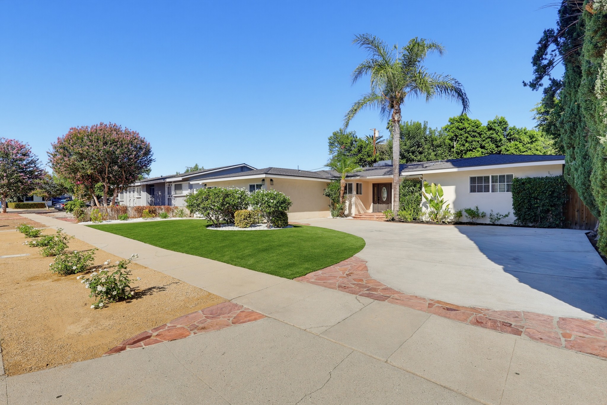 Virtual tour photo 4 of 88 for 19832 & 19830  Acre Street