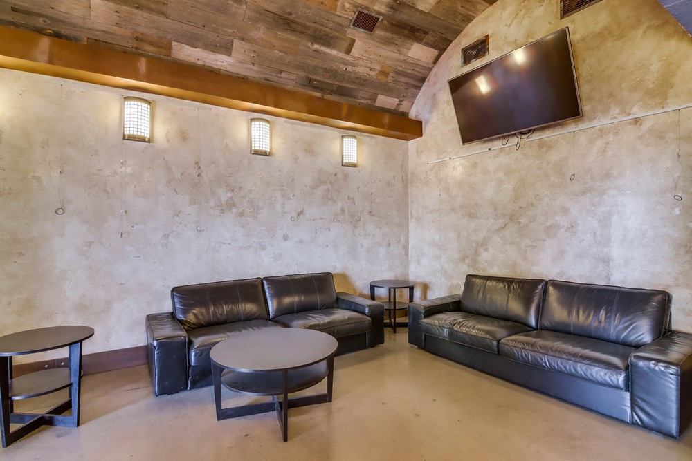 Virtual tour photo 31 of 33 for 1985 National Ave #1132