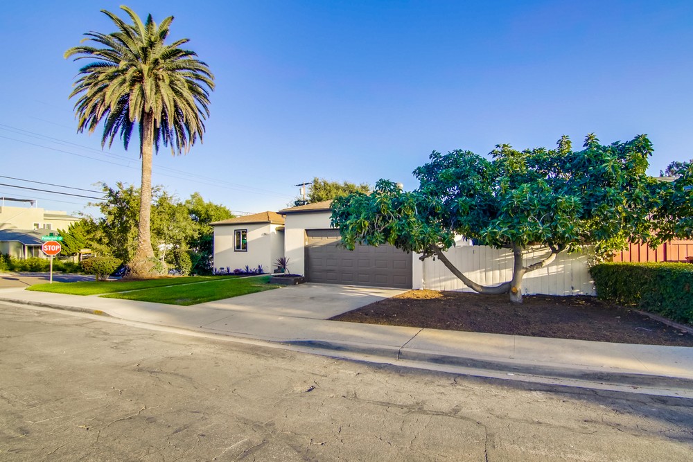 Virtual tour photo 42 of 65 for 1985 Petra Dr