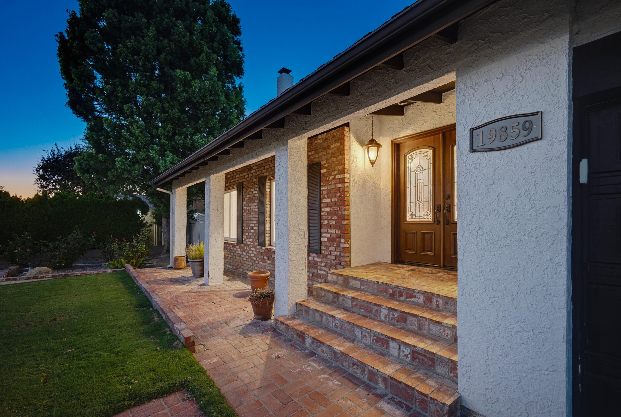 Virtual tour photo 6 of 87 for 19859 Vintage St
