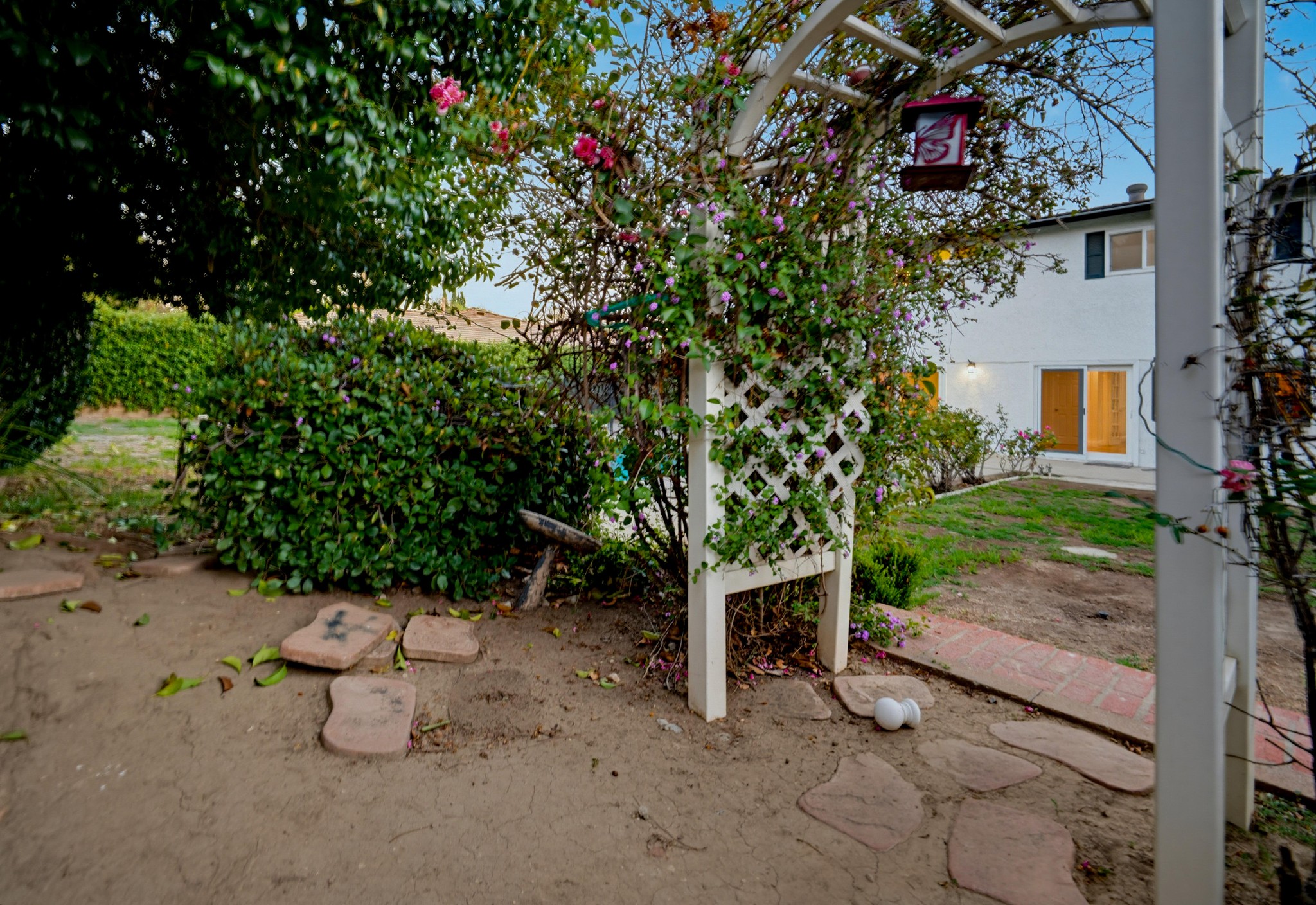 Virtual tour photo 9 of 87 for 19859 Vintage St