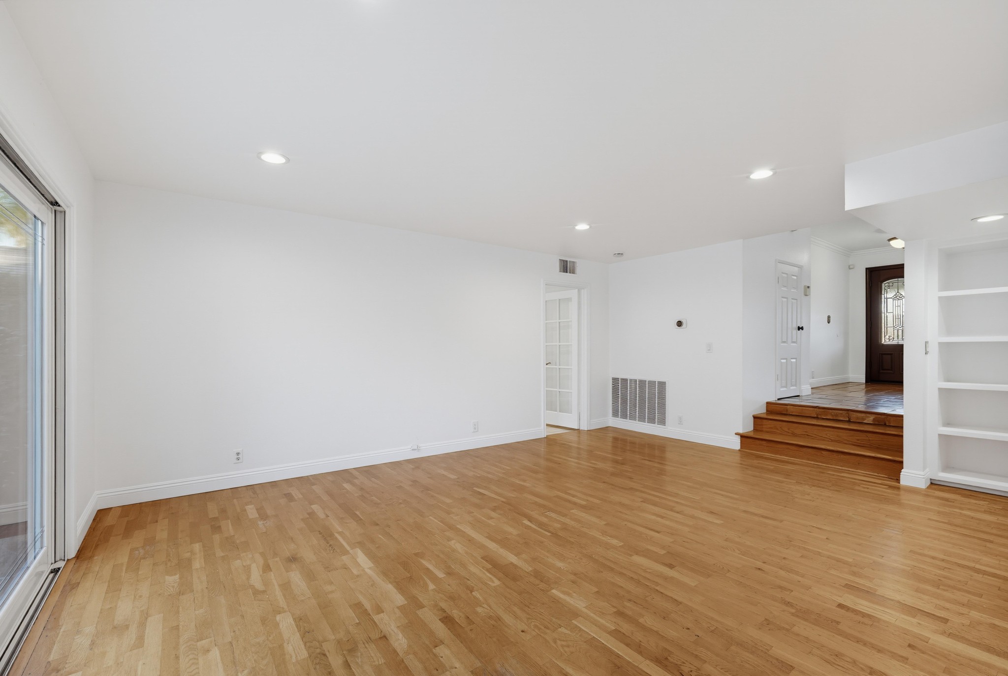 Virtual tour photo 38 of 87 for 19859 Vintage St
