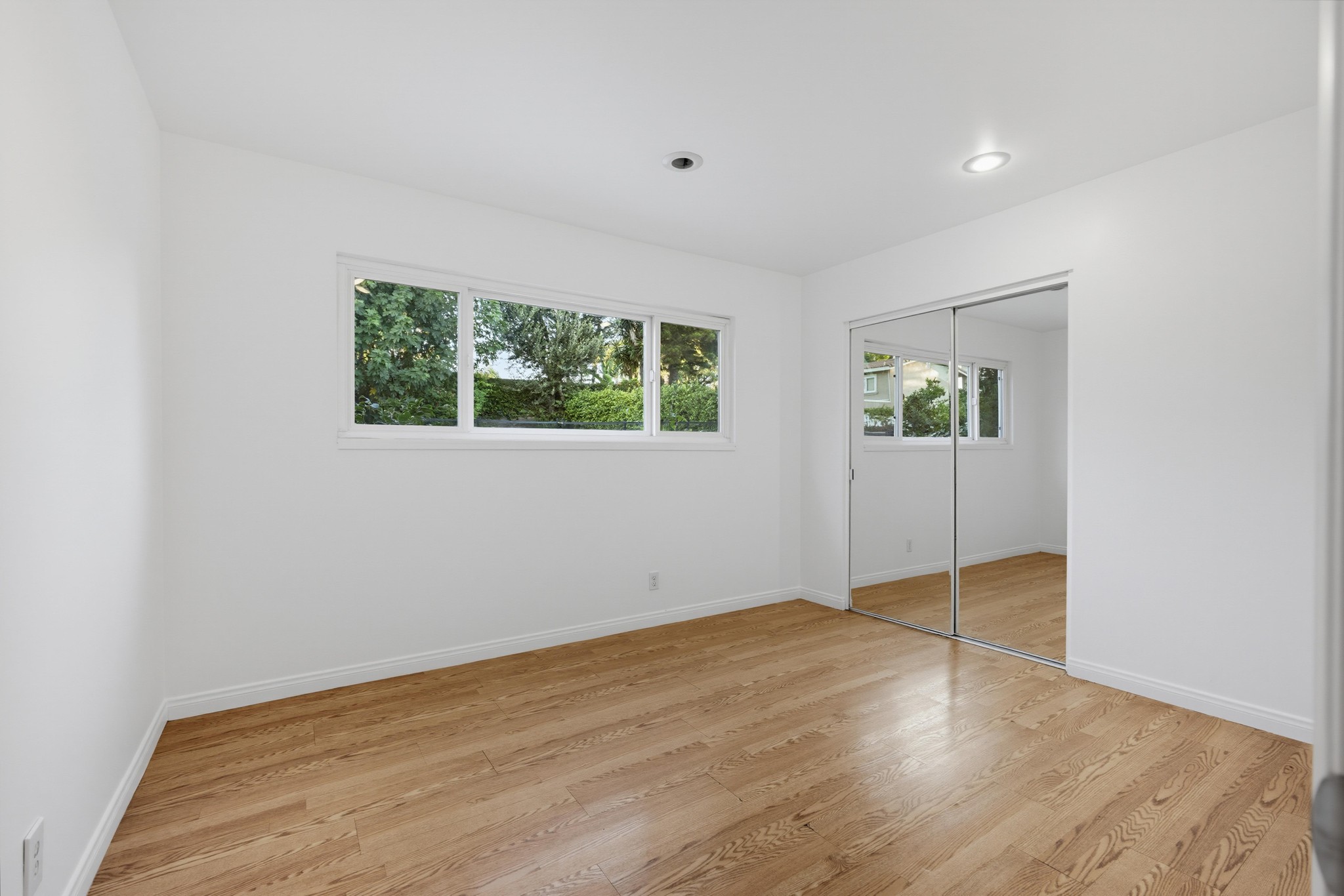 Virtual tour photo 46 of 87 for 19859 Vintage St