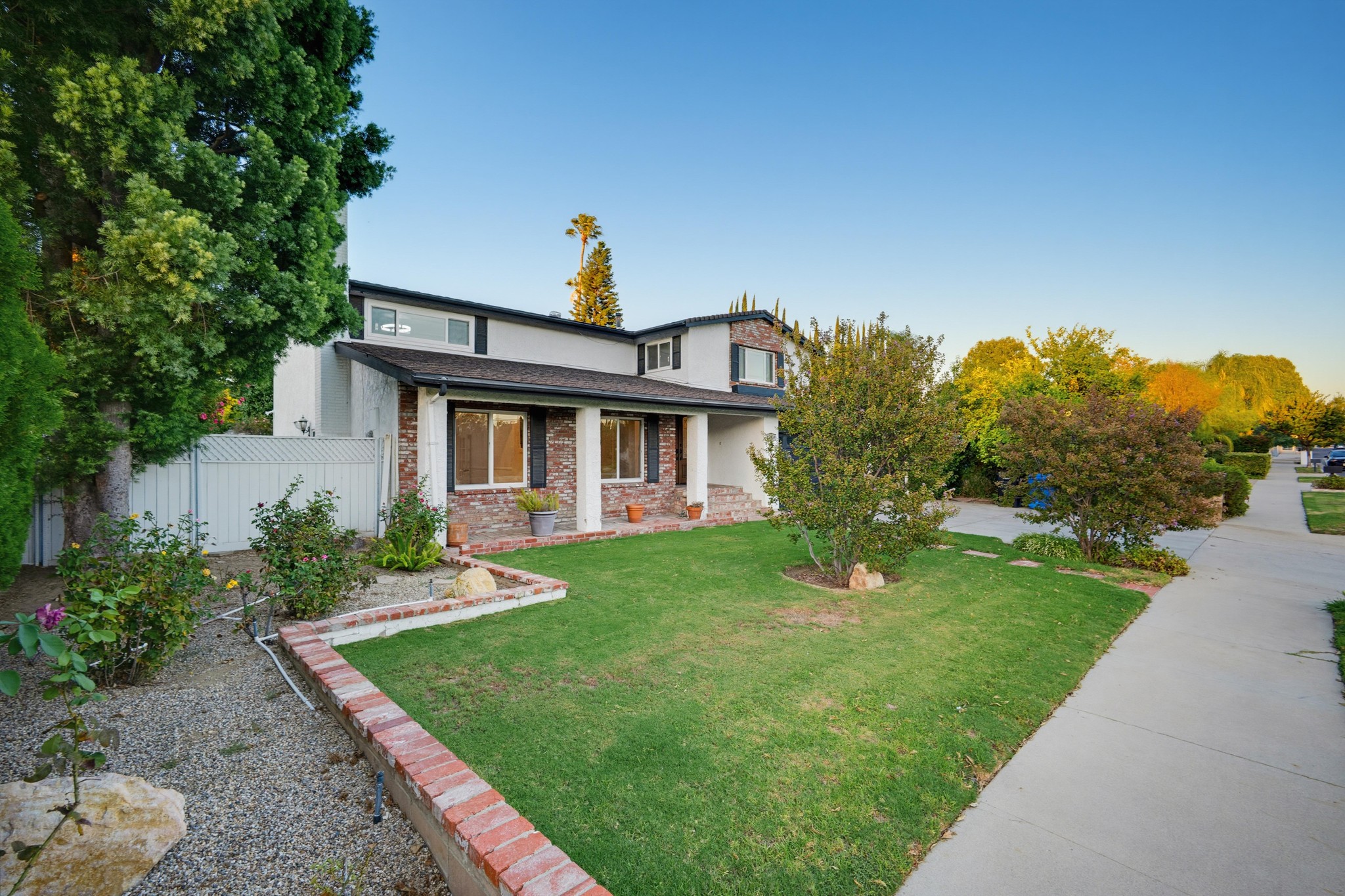 Virtual tour photo 74 of 87 for 19859 Vintage St