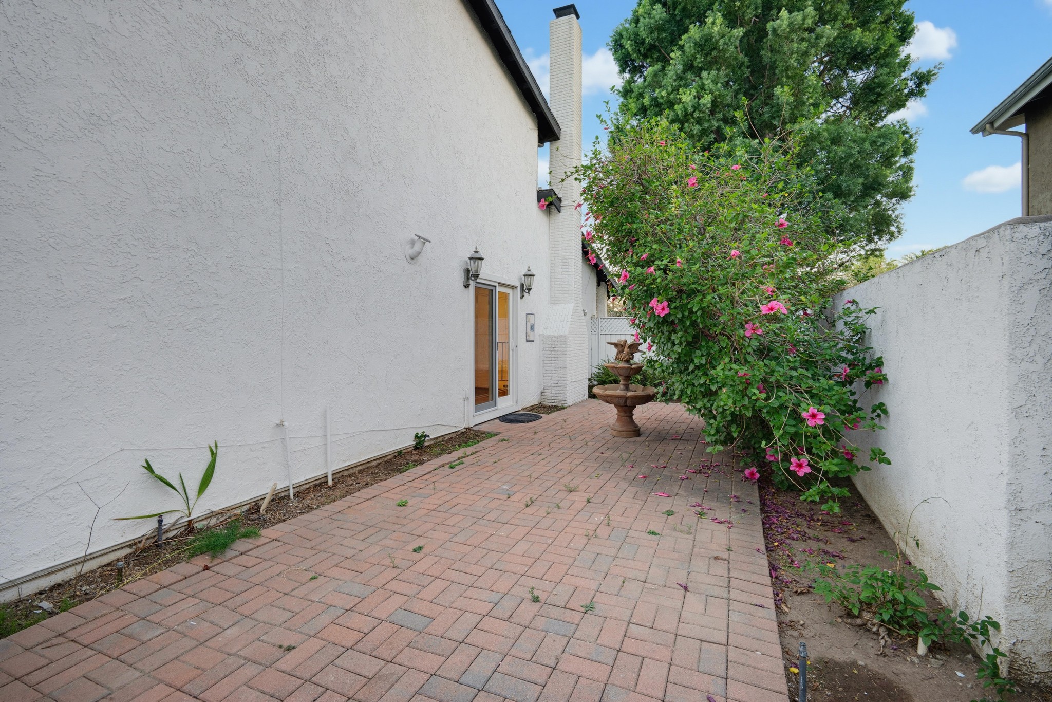 Virtual tour photo 83 of 87 for 19859 Vintage St