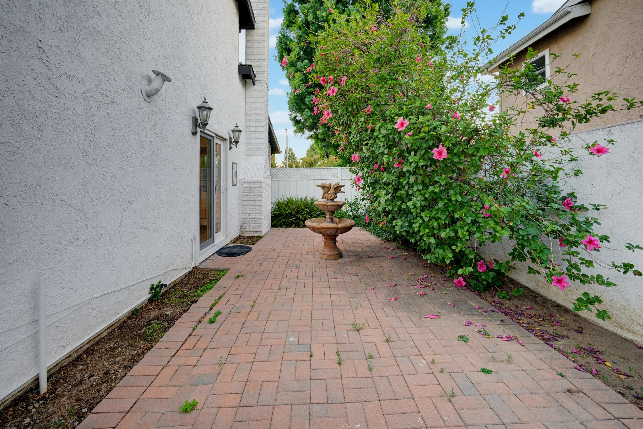 Virtual tour photo 84 of 87 for 19859 Vintage St
