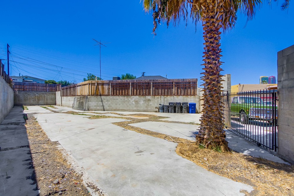 Virtual tour photo 7 of 16 for 1989 Pueblo St