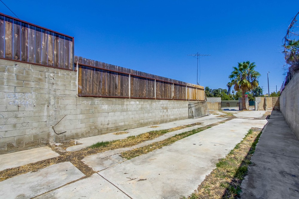 Virtual tour photo 12 of 16 for 1989 Pueblo St