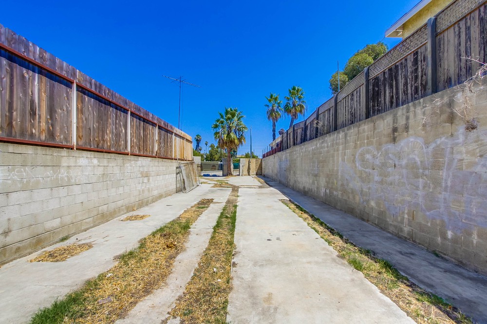 Virtual tour photo 13 of 16 for 1989 Pueblo St