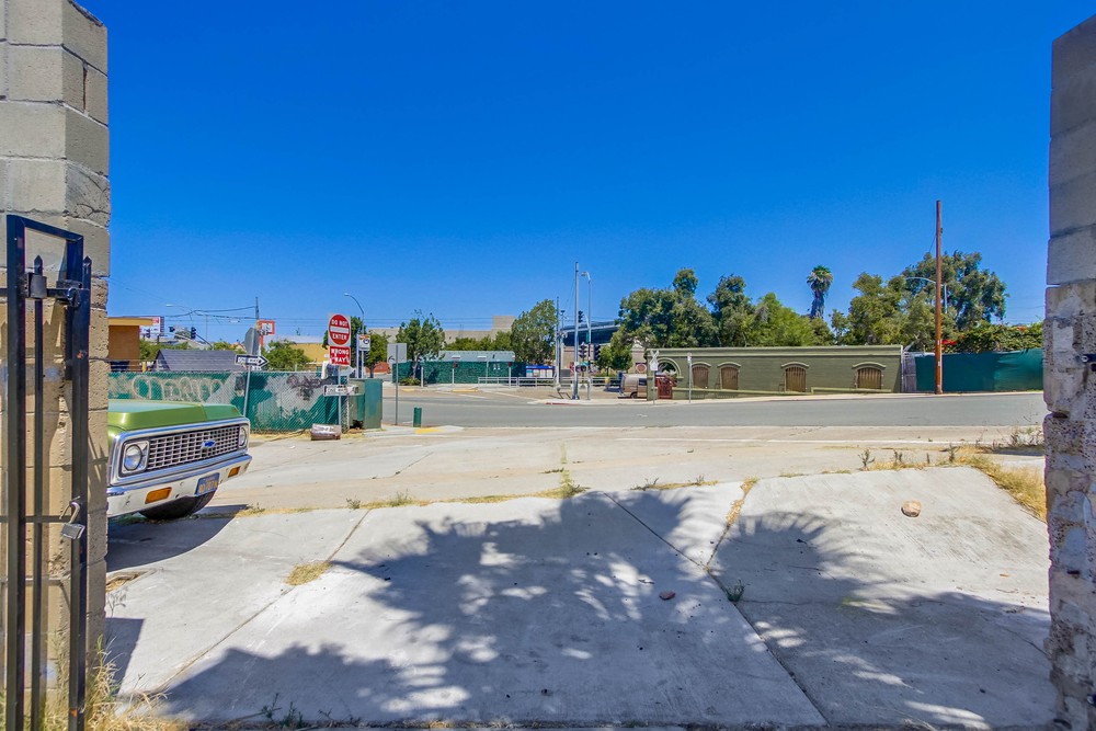 Virtual tour photo 16 of 16 for 1989 Pueblo St
