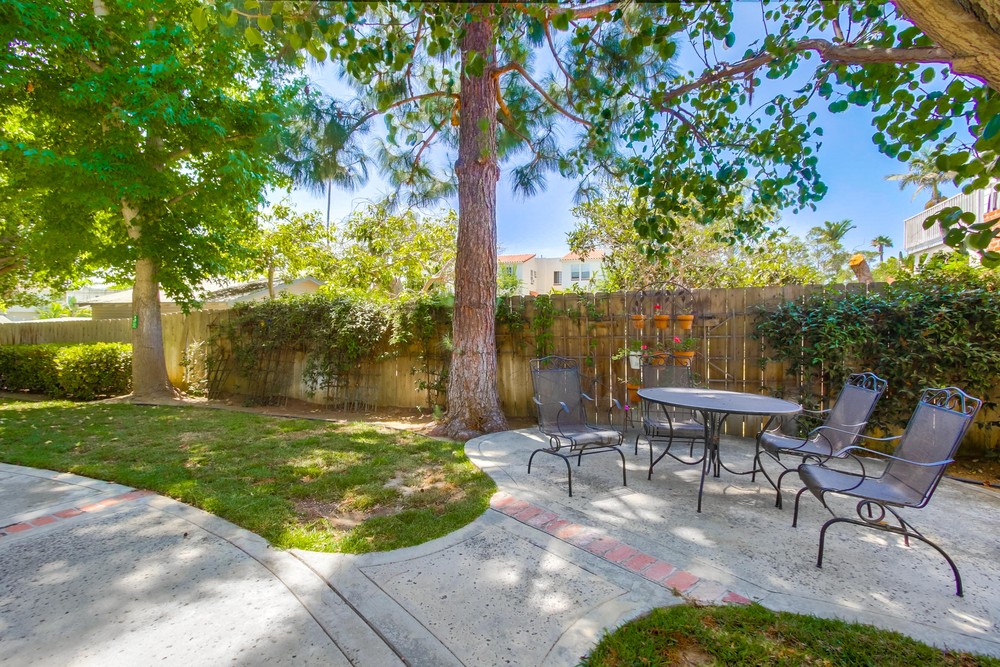 Virtual tour photo 32 of 35 for 1996 Diamond St