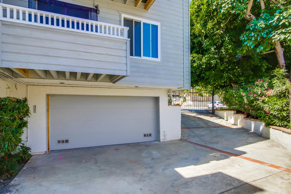 Virtual tour photo 35 of 35 for 1996 Diamond St
