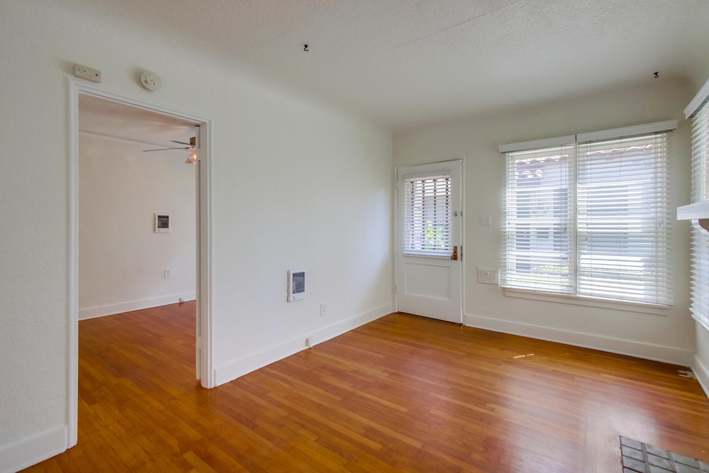 Virtual tour photo 9 of 41 for 2 Sixth Ave #3523