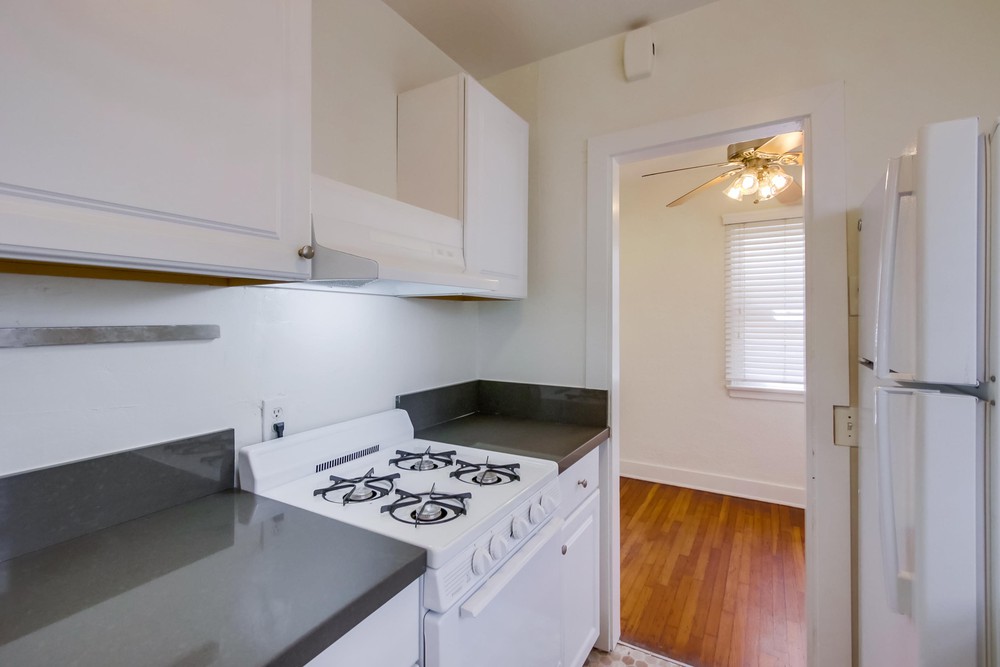 Virtual tour photo 15 of 41 for 2 Sixth Ave #3523