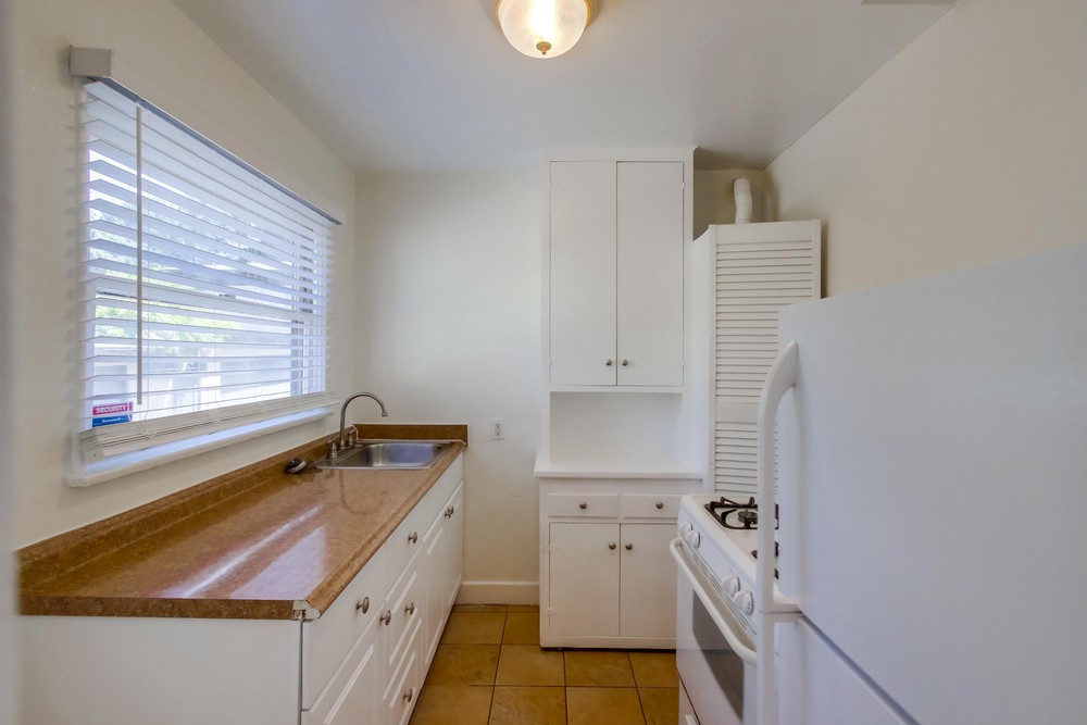 Virtual tour photo 33 of 41 for 2 Sixth Ave #3523
