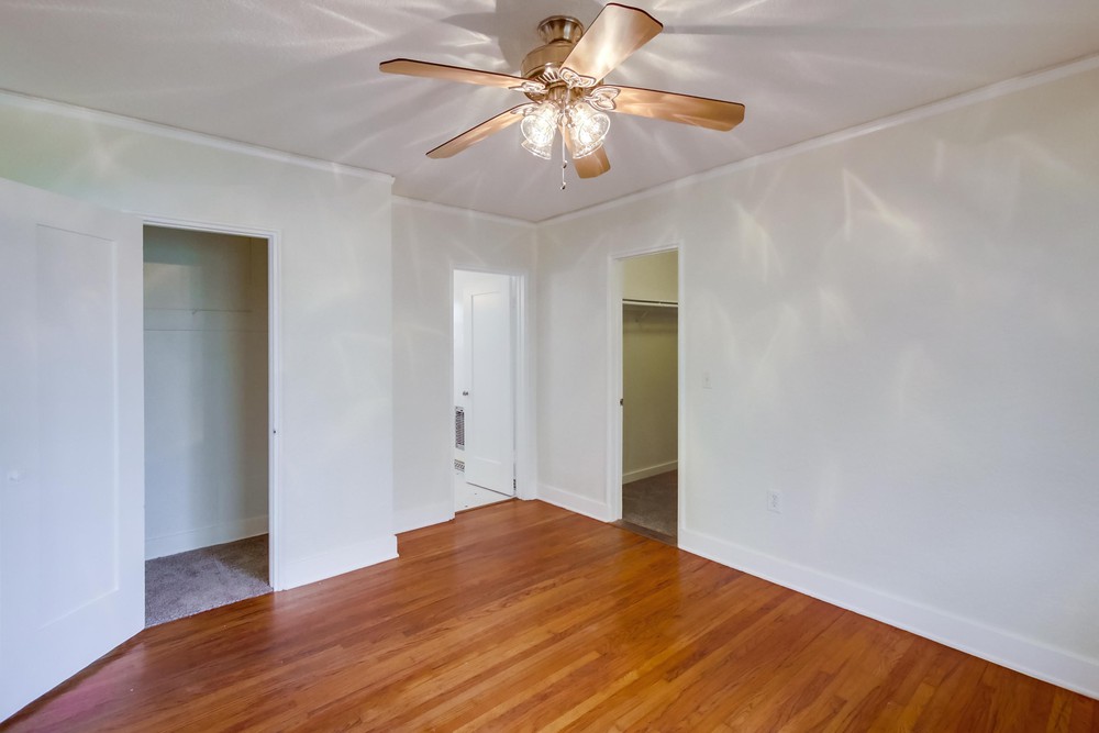 Virtual tour photo 39 of 41 for 2 Sixth Ave #3523